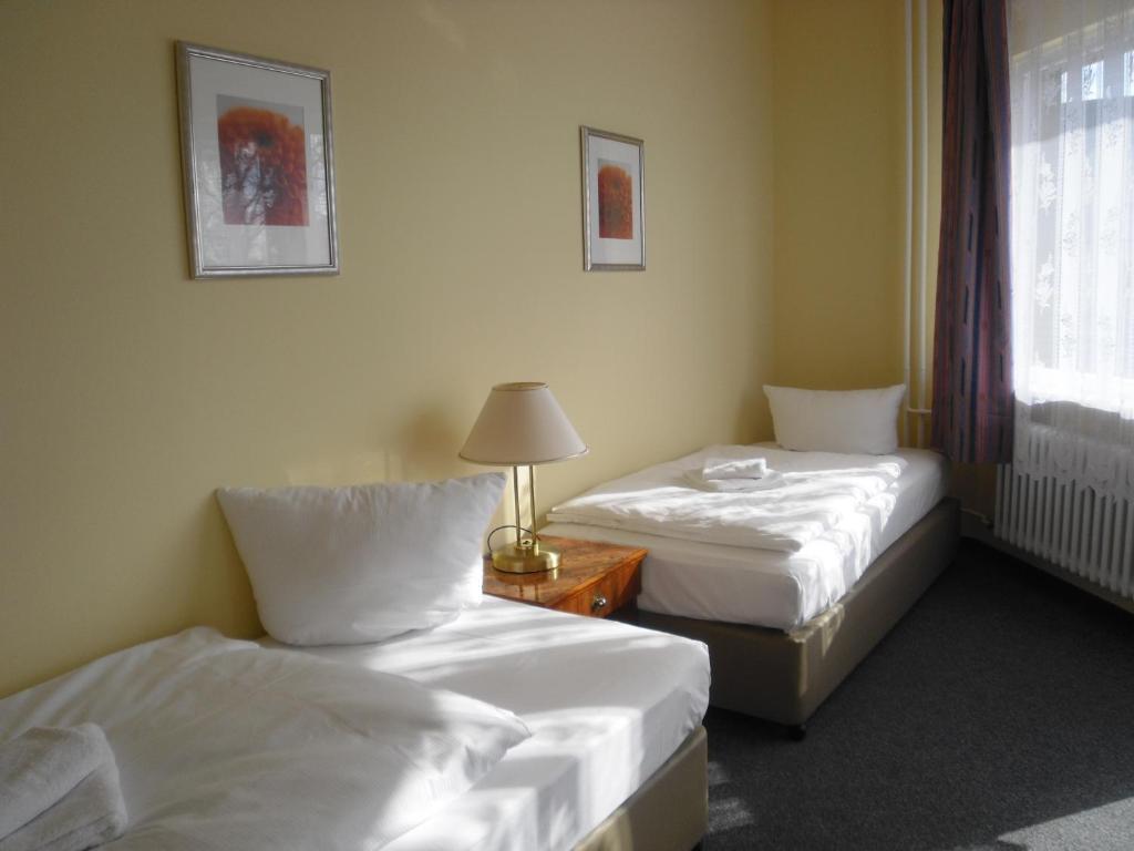 Hotel Amadeus Central Berlin Room photo